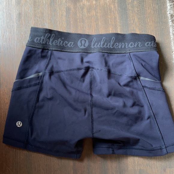 Lululemon Athletica shorts size 4. - Picture 2 of 2